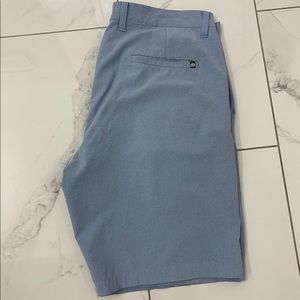 Travis Mathew Beck Shorts size 36 Blue (light blue)